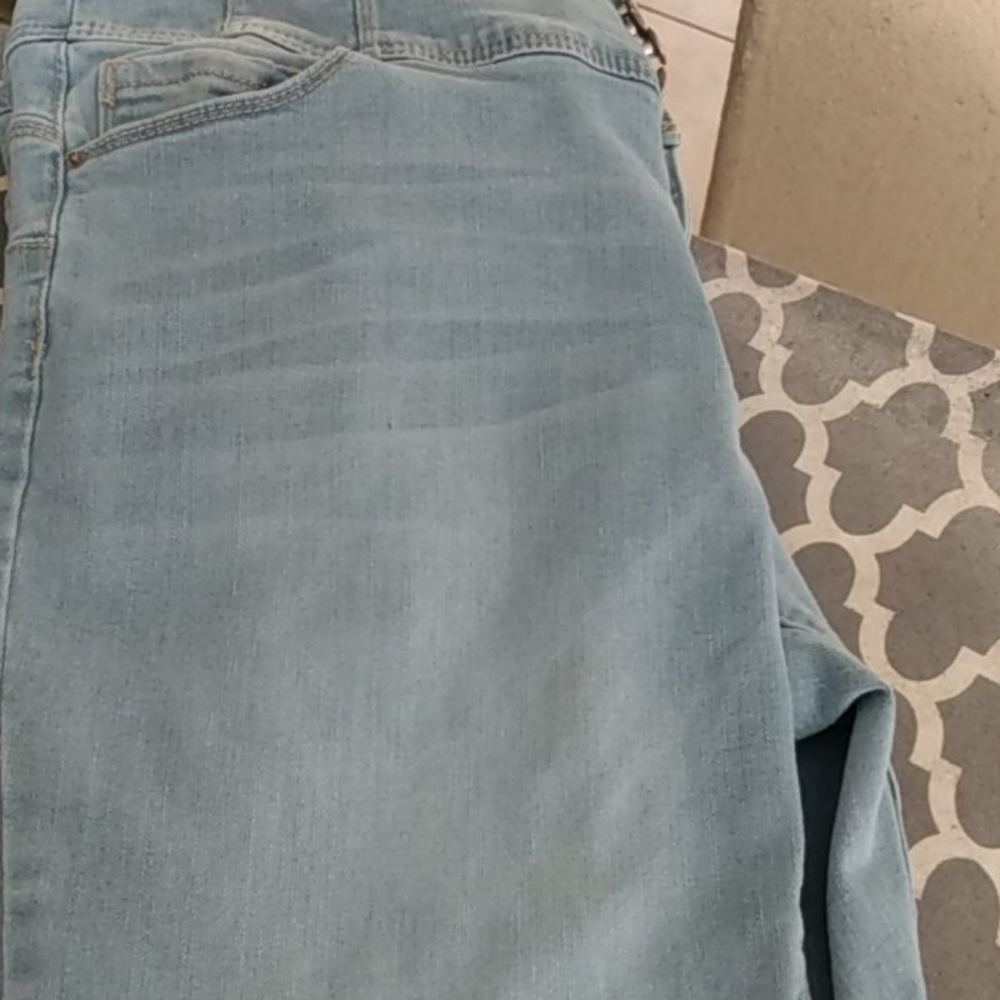 Jeans - Picture 4 of 4